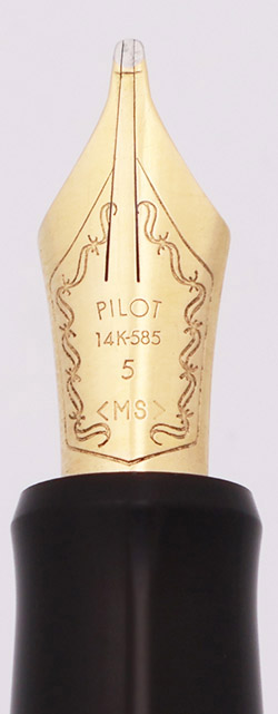Pilot Custom 74 Fountain Pen (1995) - Black w Gold Trim, C/C, 14k
